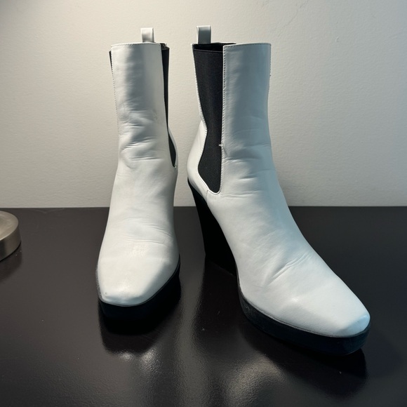 Lemon Drop Ankle Boots - Picture 2 of 14